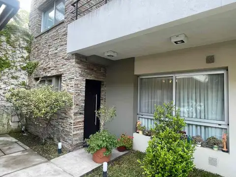 Departamento 4 ambientes con 3 baños