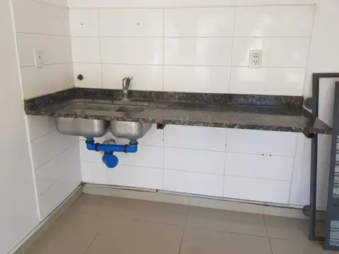 Local en Alquiler en Ibarlucea, $ 530.000