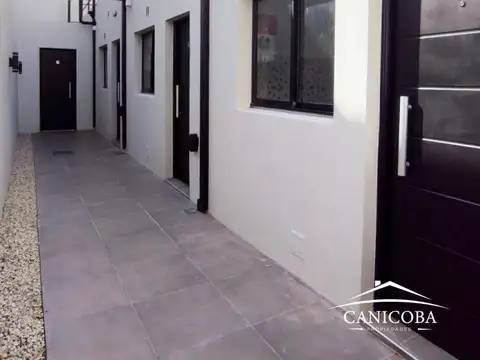Depto Tipo Casa en Venta de 2 ambientes