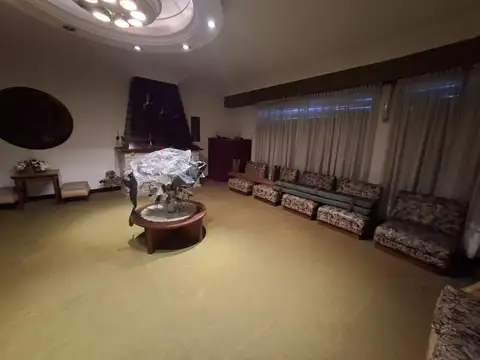 Hotel en Venta 50 años