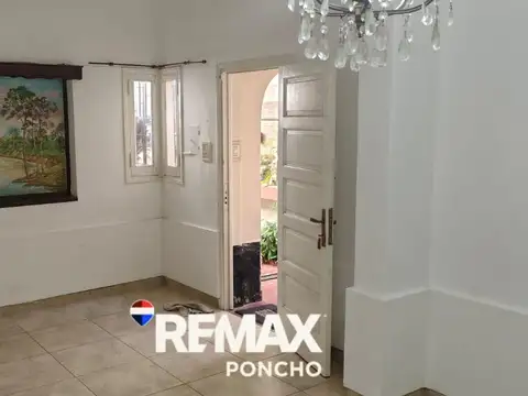 SE ALQUILA CASA AV. VIRGEN DEL VALLE CATAMARCA