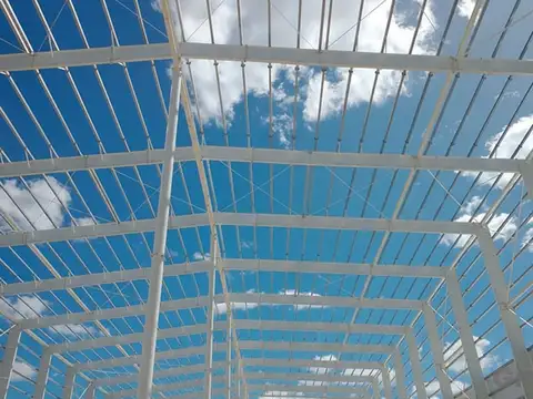 Galpon en alquiler de 5000m2 ubicado en General Rodríguez