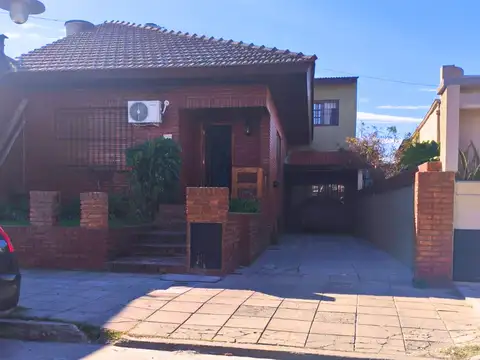 Depto Tipo Casa en Venta de 4 ambientes