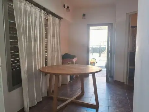 Depto Tipo Casa 2 ambientes con 1 baño