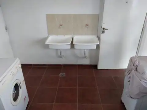 Departamento en Venta en Villa Luzuriaga, USD 65.000