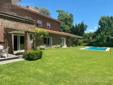 ESPECTACULAR CASA EN VENTA EN LA MEJOR ZONA DE LA HORQUETA