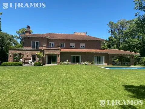 ESPECTACULAR CASA EN VENTA EN LA MEJOR ZONA DE LA HORQUETA