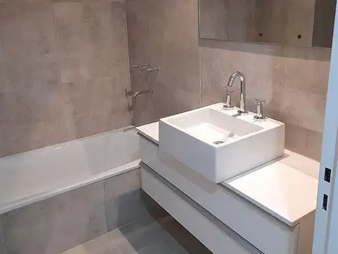 Departamento 5 ambientes con 2 baños