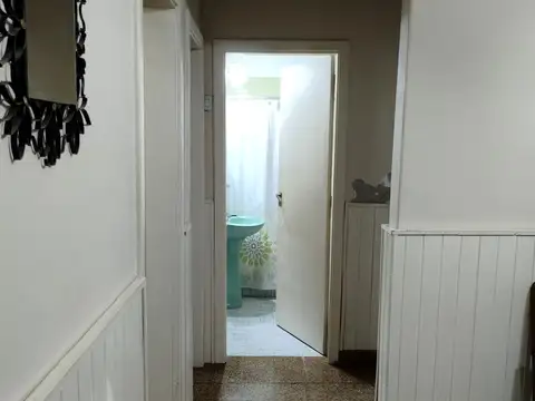 CASA/PH EN VENTA 73 E/ 16 Y 17