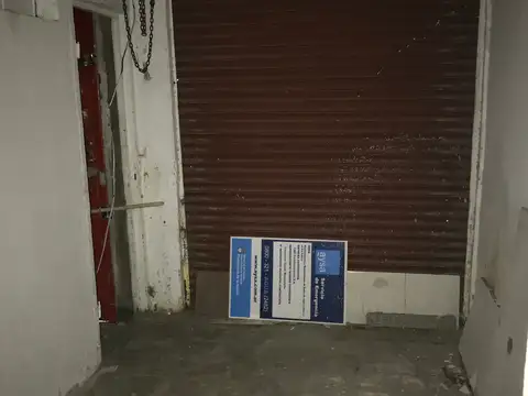 Local en Venta en Olivos, USD 160.000