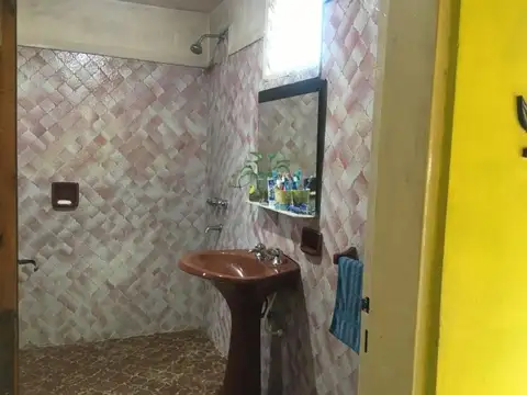 Casa en Venta con 5 cocheras
