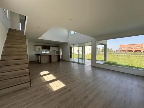 Casa en Venta en Santa Isabel, USD 165.000