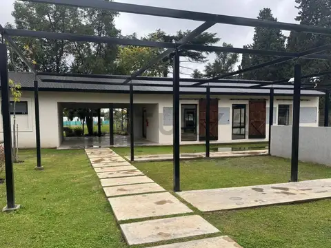 Terreno en Venta 1.648  mts Fondo
