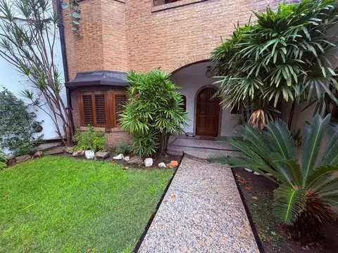 Casa en Venta en Lomas de Zamora, USD 360.000
