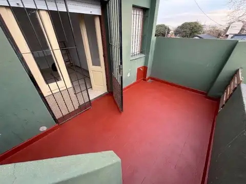 CASA EN ALQUILER PARA USO PROFESIONAL U OFICINA