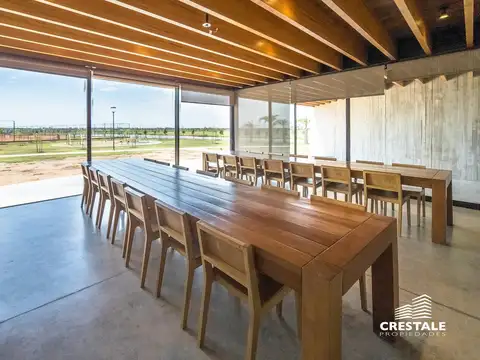 Venta / permuta - Terreno / lote 1077 m2 en barrio privado - Vida club de Campo.