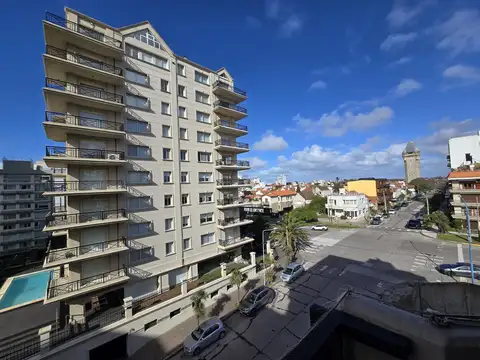 Departamento en Alquiler en Varese, $ 1.100.000