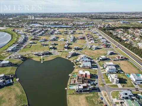 Lote interno en venta en el barrio Carpinchos, Nordelta