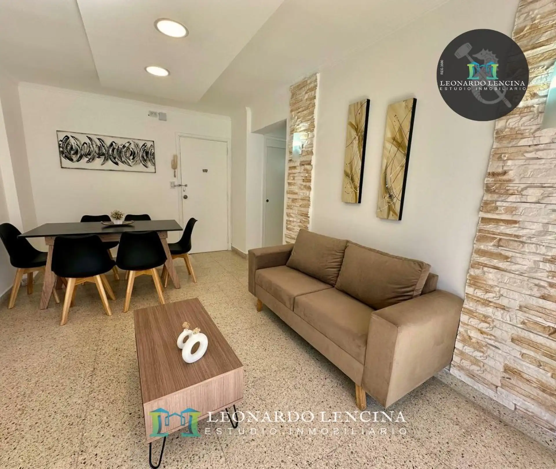 Departamento 2 amb + dep, 49m² - Vista lateral al mar