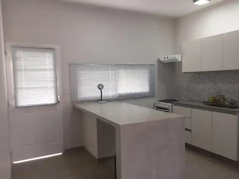 Casa en Venta en Villa Gobernador Udaondo, USD 90.000