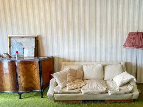 Departamento en Venta en Olivos Vias/Maipu, USD 169.000