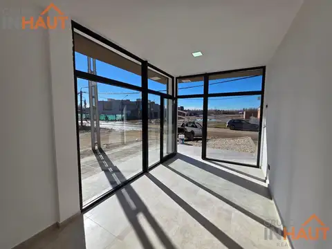 Local en Venta en Neuquén, USD 463.000