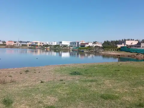 Venta lote a la laguna en B° San Gabriel - Villa Nueva  en Tigre