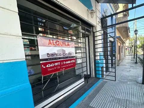 25 De Mayo 300