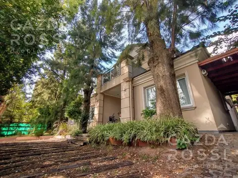 Casa en Venta en Adrogue, USD 1.350.000