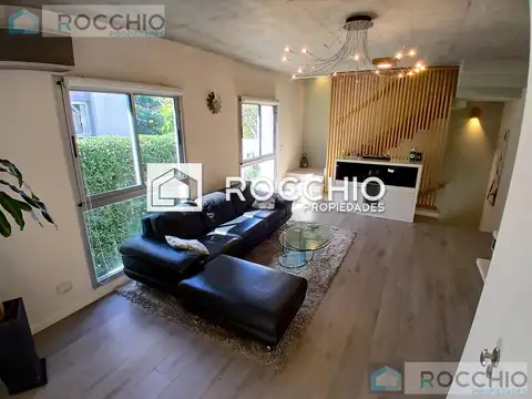 Venta triplex 3 ambientes . | GENERAL ROCA 3236