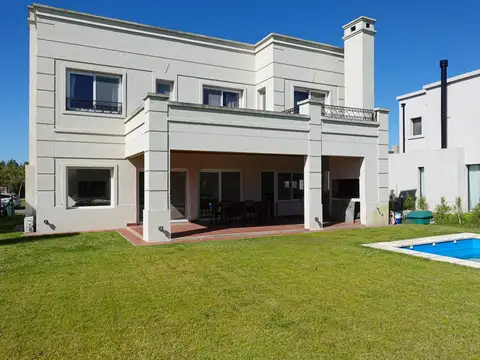 ALQUILER CASA 7 AMB EN PUERTOS DEL LAGO ACACIAS