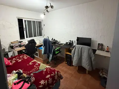 Av J.M.de Rosas 300