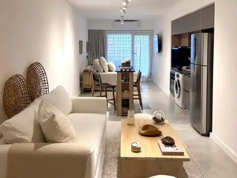 MONOAMBIENTE DE 40 M2 CUBIERTOS VENTA V. URQUIZA