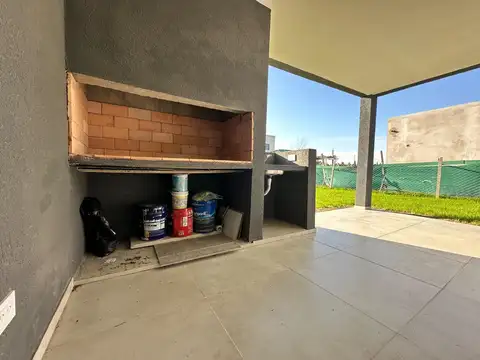 Departamento en Venta en Pilar Del Este, USD 159.000