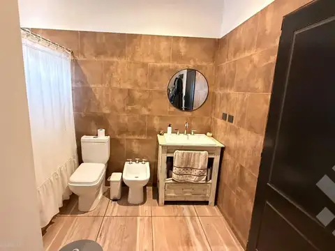 VENTA DUPLEX 3 DORMITORIOS - B° LOS LIRIOS, CIPOLLETI