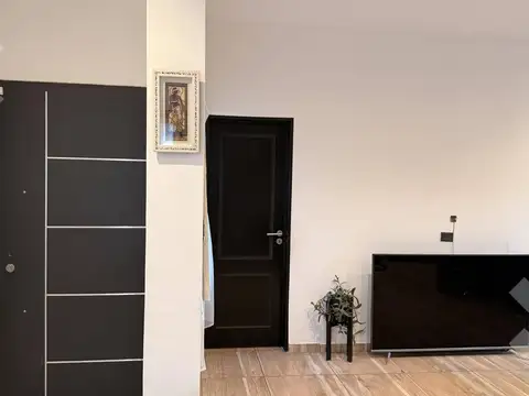 VENTA DUPLEX 3 DORMITORIOS - B° LOS LIRIOS, CIPOLLETI