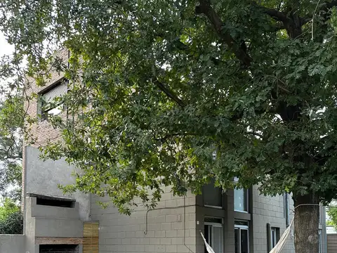 Casa en Alquiler en Fisherton, $ 1.200.000