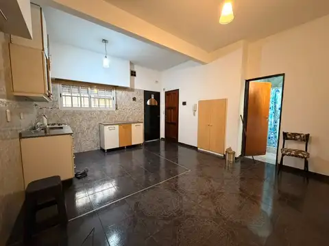 Depto Tipo Casa en Alquiler de 2 dormitorios