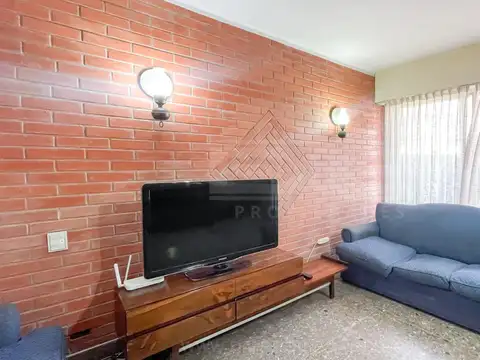 Casa en Venta en Olivos Maipu/Uzal, USD 235.000