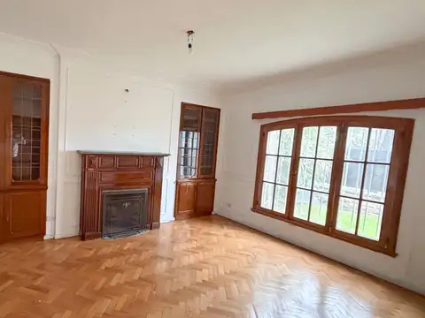 Casa 7 ambientes con 3 baños