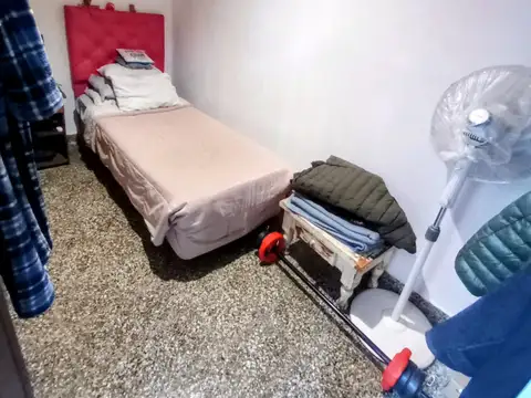 Fabián Onsari 700, Piso 1