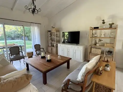 Casa en Alquiler Temporal al Este