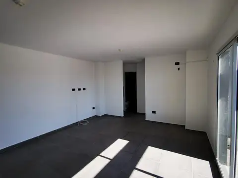 Departamento en Alquiler en Alto Alberdi, $ 500.000
