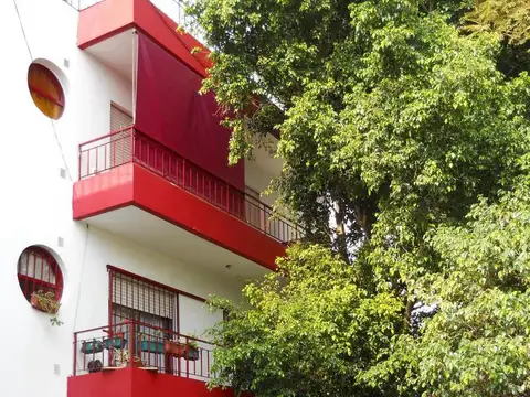 2 ambientes con cochera PLANTA BAJA