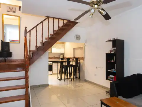 Depto Tipo Casa en Venta al Este