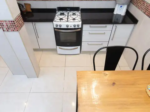 Depto Tipo Casa en Venta en Villa Saenz Peña, USD 109.000