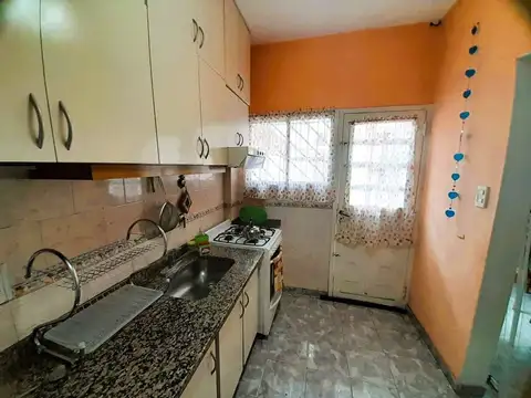 Depto Tipo Casa en Venta de 3 ambientes