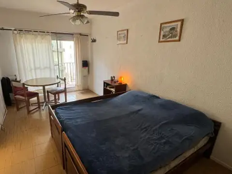 Monoambiente balcon al frente