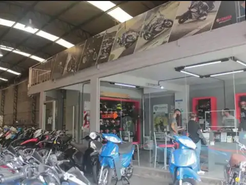 Local/Galpon en venta o alquiler excel ubic a mts de pana