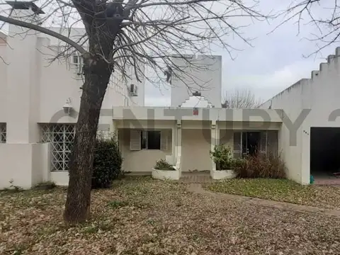 CASA EN CITY BELL 14 c 472 y 473